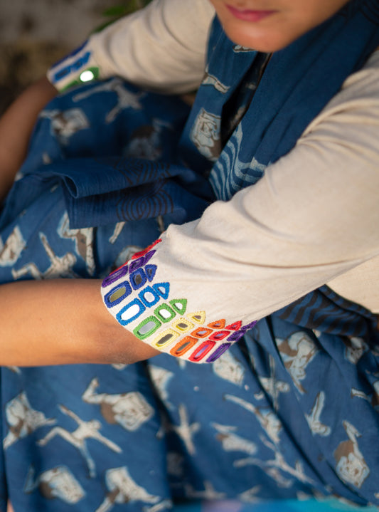 Off White Mirror Embroidery Flex Cotton Blouse - Sleeve