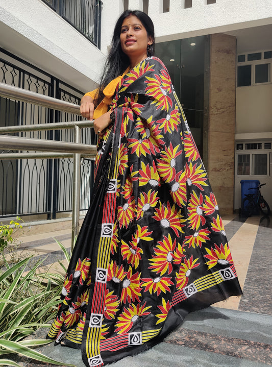Black bangalore silk Flower motif Kantha